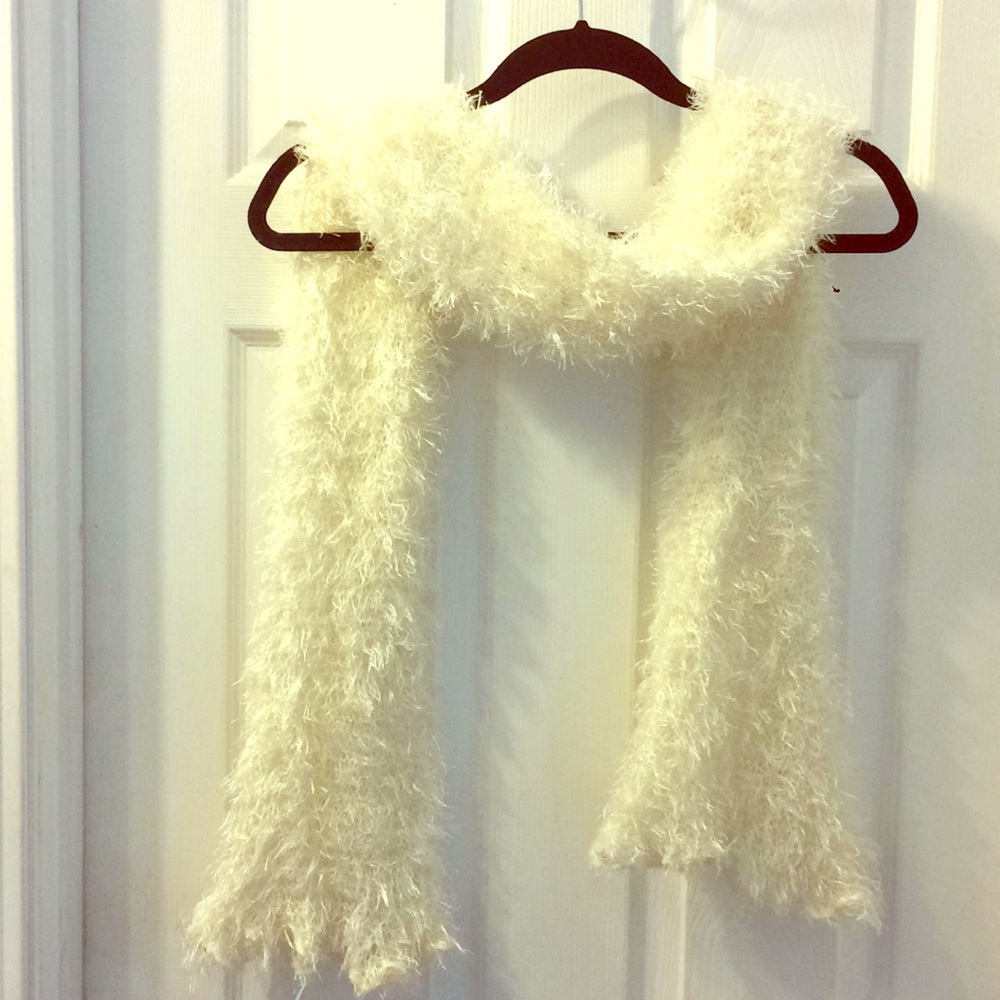 NWOT White Scarf